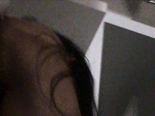广播屏幕截图 LeilaLilBomb