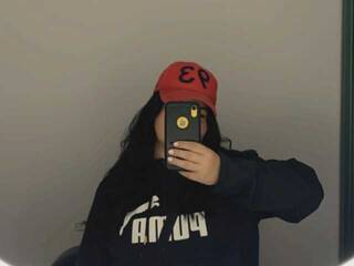 色情视频聊天 LeilaSweetCat