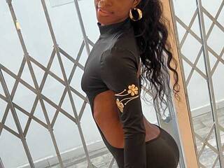 色情视频聊天 Leilla