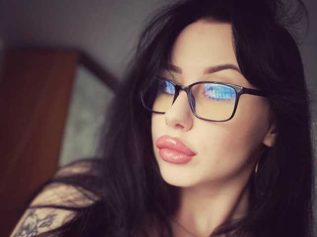 个人资料的照片 elenaaddiction