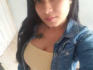 色情视频聊天 LenaBakeer