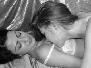 色情视频聊天 lesbiloveee