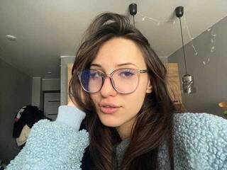 色情视频聊天 TinyKnock