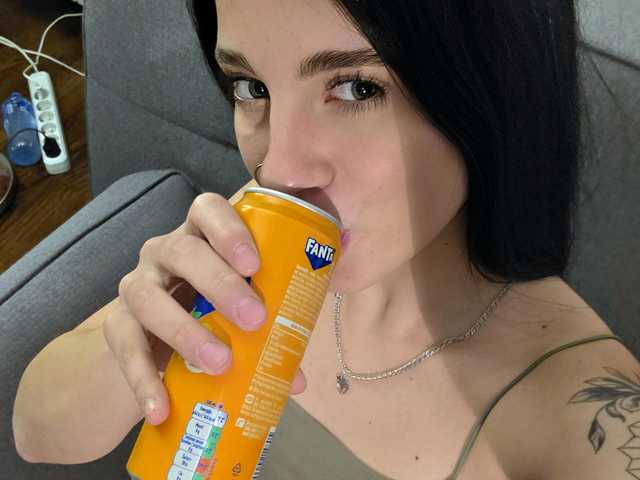 个人资料的照片 LexiSin