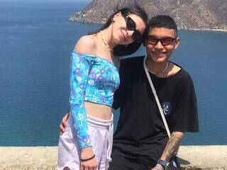 色情视频聊天 Lexus-scarlet