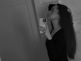 色情视频聊天 LiaDark