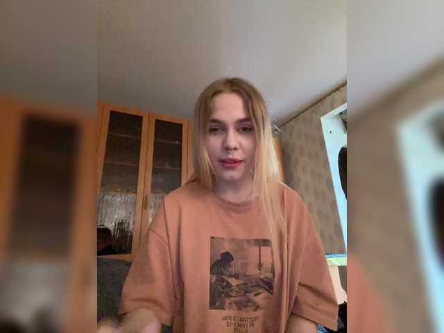 广播屏幕截图 LiaRobinson