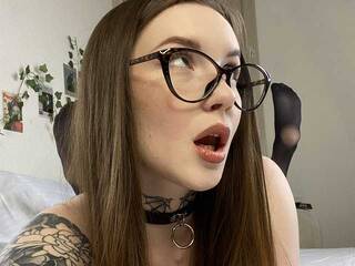 色情视频聊天 LilithsWhisper