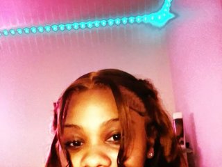 色情视频聊天 LillyGoddess