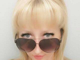 色情视频聊天 Linaloveton