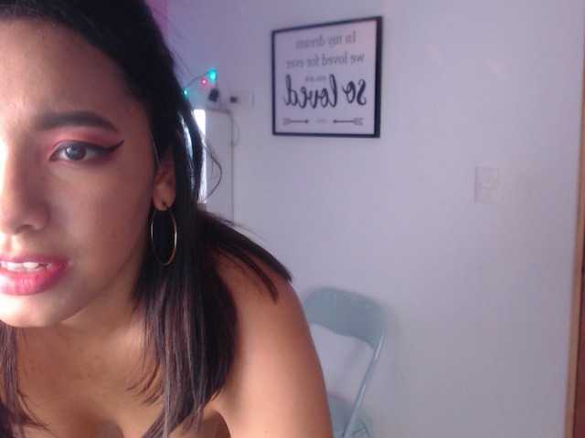 相片 Linaxvelez I want to fuck my pussy until I make cum for you #pussy #ass #tits #body #showpussy #latina #squirt 200 200 80 0 120 0