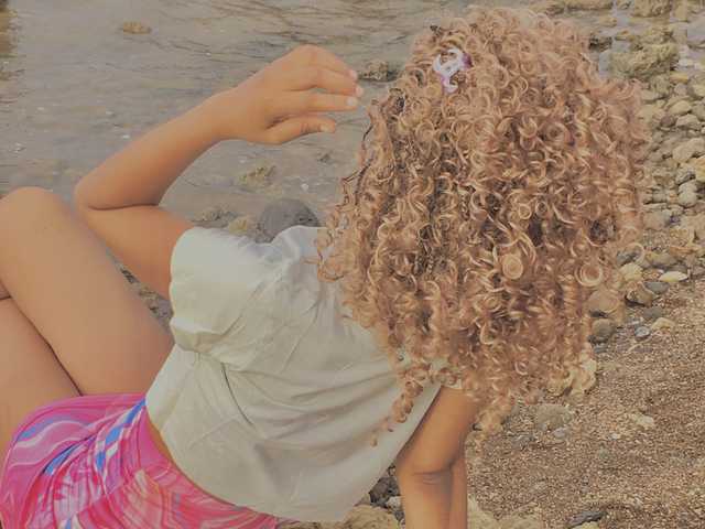 个人资料的照片 Lisa47