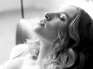 色情视频聊天 LisaFoxy