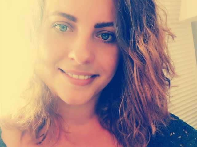 个人资料的照片 lisaane