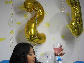 色情视频聊天 littlethalia