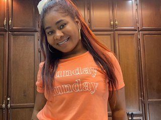 色情视频聊天 lizzieclark1