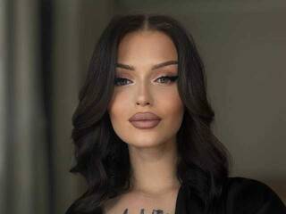 色情视频聊天 LolaFever