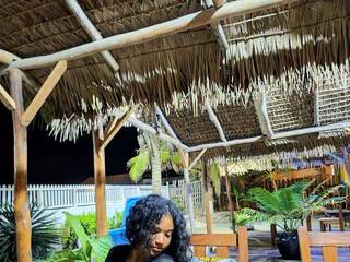 色情视频聊天 Lolahshow