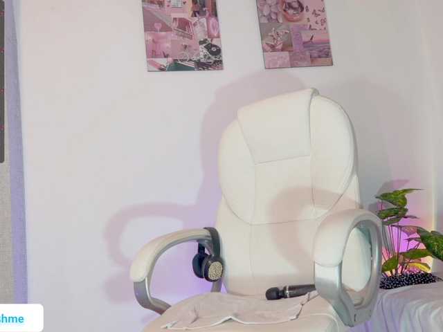 广播屏幕截图 LolaLushme