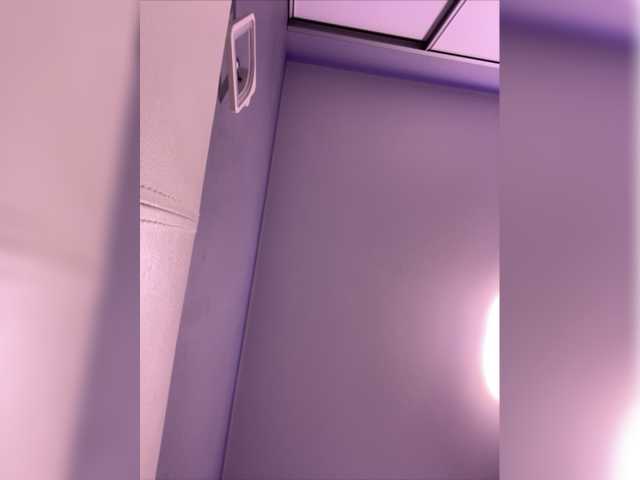 广播屏幕截图 _Anasteisha_
