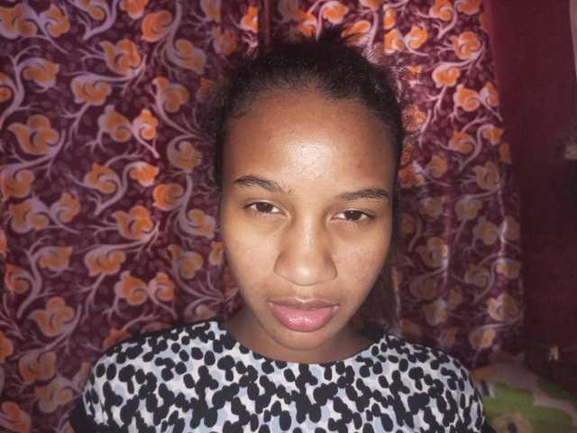 个人资料的照片 Louane-1