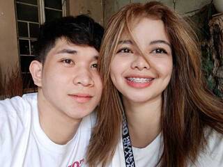 色情视频聊天 LovelyAngelss