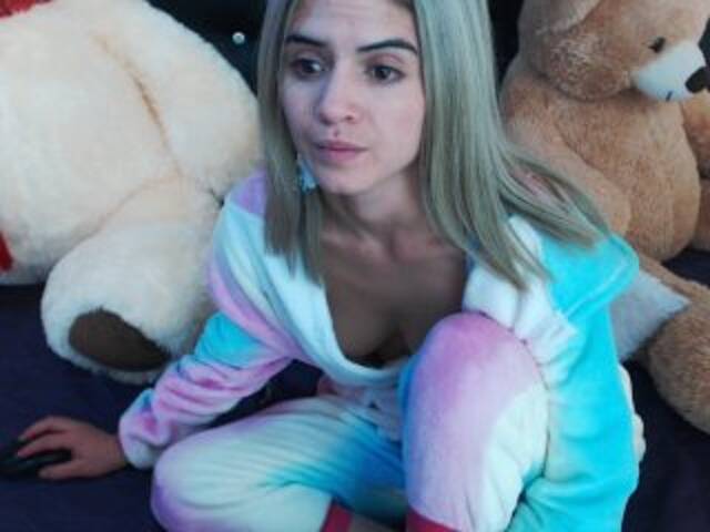 广播屏幕截图 lucycelest