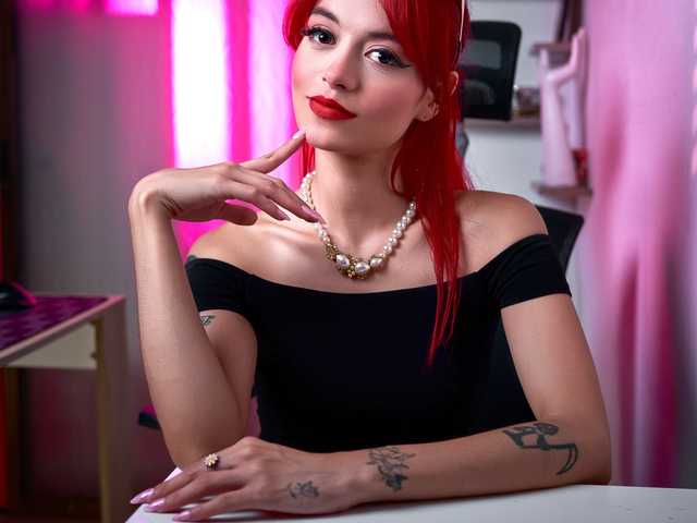 个人资料的照片 LUCY_MILLER