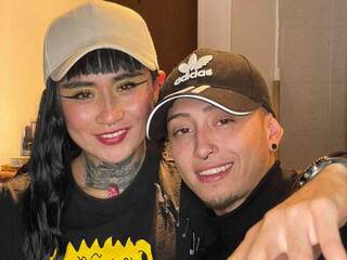 色情视频聊天 LucyyTiago