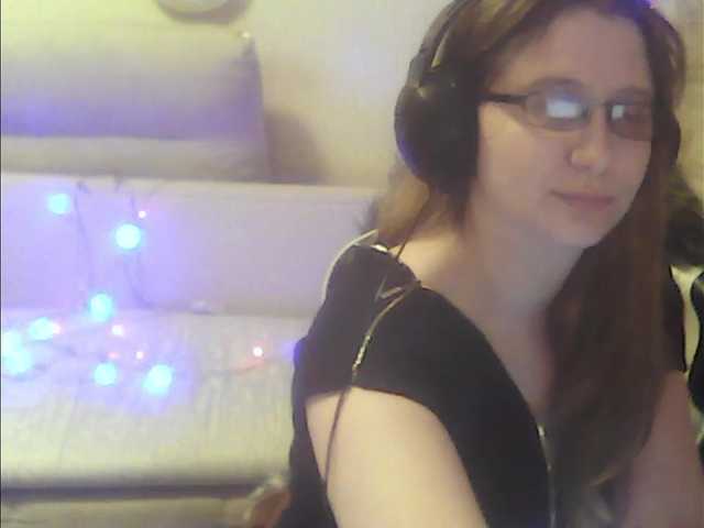 广播屏幕截图 Lunal