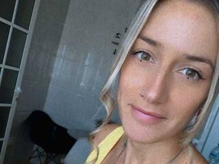 色情视频聊天 Lunarymix