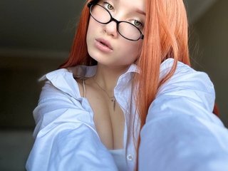色情视频聊天 LunetteFame