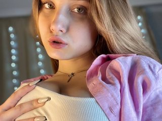 色情视频聊天 LunetteFame