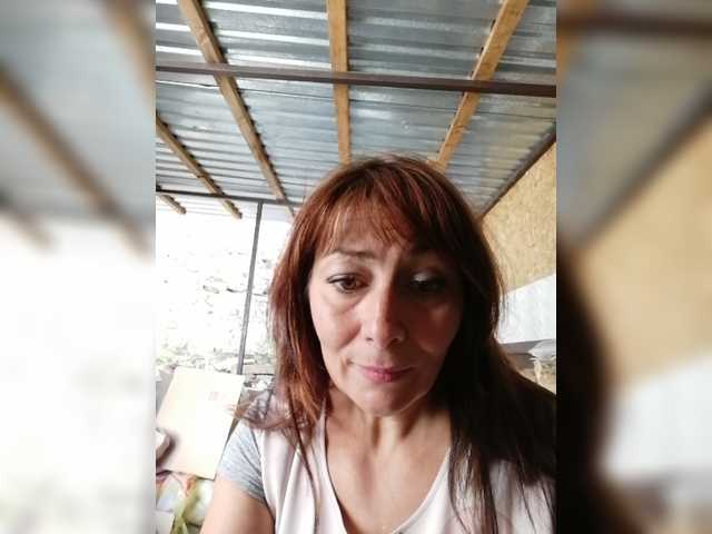 广播屏幕截图 LuxRoxy