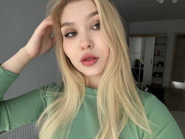 个人资料的照片 maebarbie