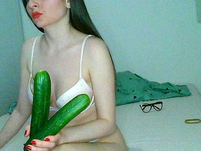 相片 MagalitaAx go pvt ! i not like free chat!!! all for u in show!! cucumbers will play too