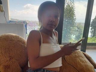 色情视频聊天 MaggieMie