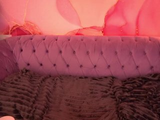 色情视频聊天 MagikPeachh