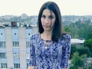 色情视频聊天 maingirl84