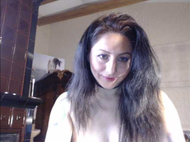 相片 malakmente open cam 20 tokens / finger in ass 50 tokens/ fuck pussy 100 tokens/ naked 200 tokens