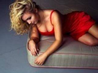 色情视频聊天 maleficent6