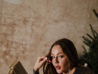 色情视频聊天 MiraLuna