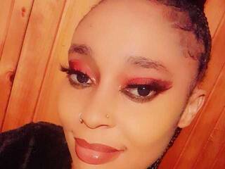 色情视频聊天 Mamcitah