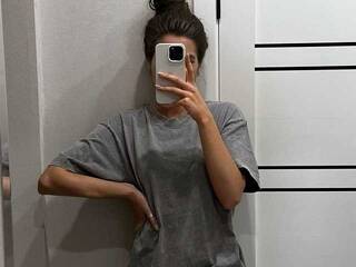 色情视频聊天 Margo691