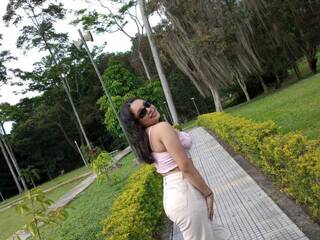 色情视频聊天 MarianRinaldi