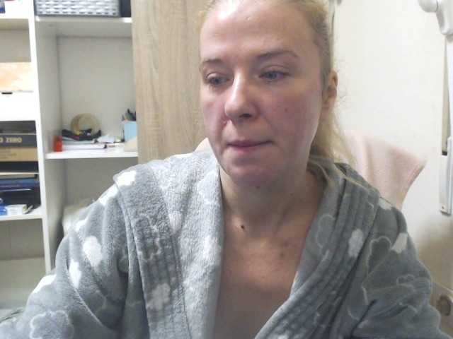 广播屏幕截图 lorenarubia