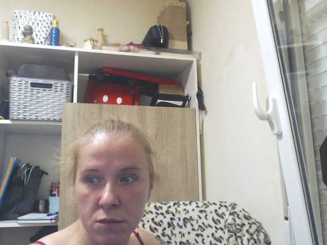 广播屏幕截图 lorenarubia