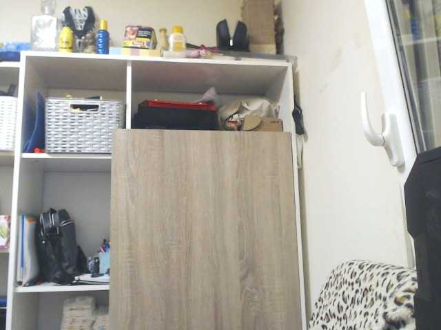 广播屏幕截图 lorenarubia