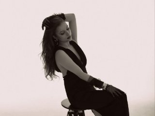 色情视频聊天 MarlynAnderson