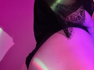 色情视频聊天 -Mariella-